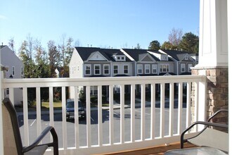8022 Goldenrain Way in Raleigh, NC - Building Photo - Building Photo
