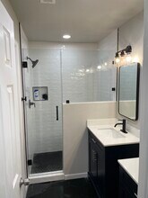 3313 Pine St in Galveston, TX - Foto de edificio - Building Photo