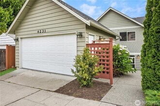 4231 Williams Ave W in Seattle, WA - Building Photo - Building Photo