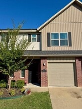 2739 W Shasta Rd in Rogers, AR - Building Photo - Building Photo