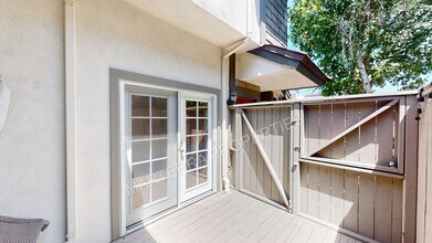 2445 Rue De Cannes in Costa Mesa, CA - Building Photo - Building Photo