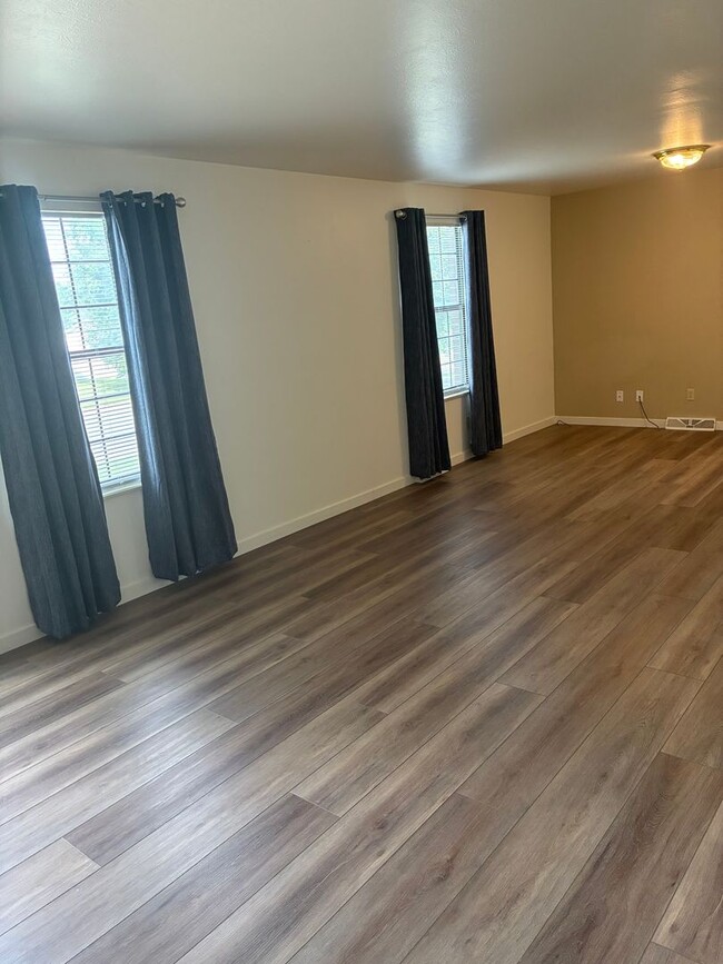 16659 E Tufts Ave in Aurora, CO - Building Photo - Building Photo