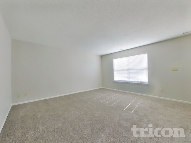 5136 Dollar Ridge Ln in Indianapolis, IN - Building Photo - Building Photo