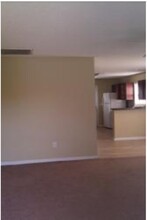 1408 Naples Ave in Cayce, SC - Foto de edificio - Building Photo