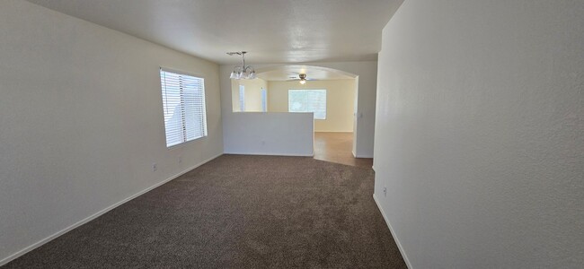 8568 W Vogel Ave in Peoria, AZ - Building Photo - Building Photo