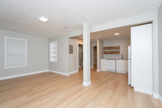 2527 Porter Ave, Unit 2 in Ogden, UT - Building Photo - Building Photo