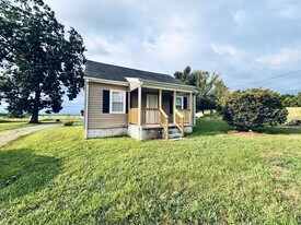 198 Brookneal Hwy in Rustburg, VA - Building Photo