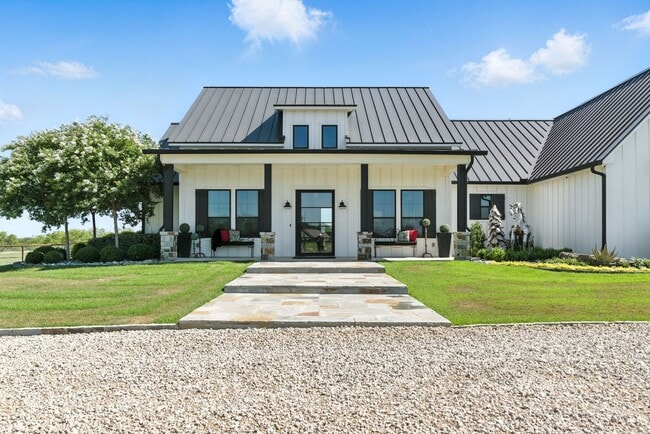 1000 Rambling Oaks in Weatherford, TX - Building Photo - Building Photo