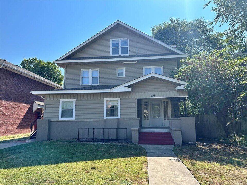 731 Deans Row Ave in Norman, OK - Building Photo