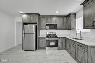 1107 Myrtle Ave in El Paso, TX - Building Photo - Building Photo