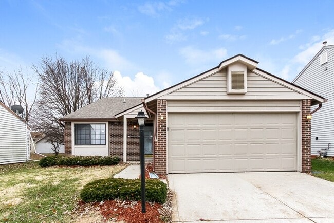 property at 4132 Luxembourg Cir E