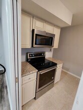 2021 Walters Ave in Northbrook, IL - Building Photo - Building Photo