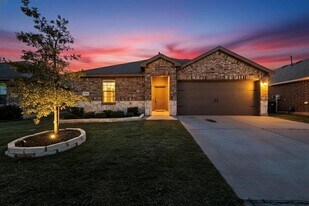 4210 Showboat Ln in Forney, TX - Building Photo