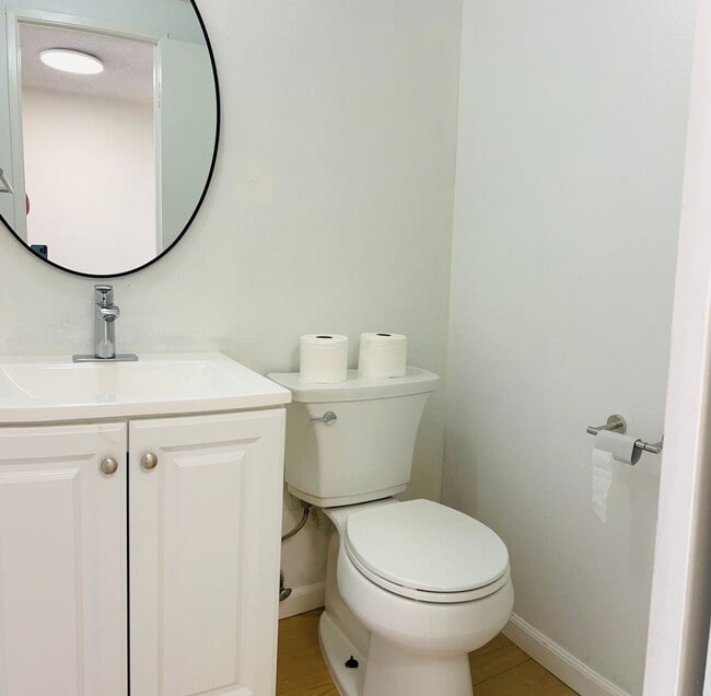 property at 955 Las Lomas Dr