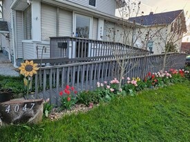 4047 Mogadore Rd in Mogadore, OH - Building Photo