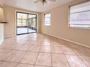 71 Stanford Rd in Venice, FL - Building Photo - Building Photo