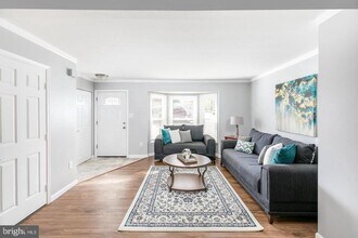 3496 Caledonia Cir in Woodbridge, VA - Building Photo - Building Photo