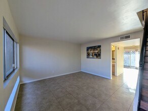2233 W Farmdale Ave in Mesa, AZ - Building Photo - Building Photo