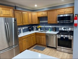 10 Brunswick Ave in Vauxhall, NJ - Building Photo
