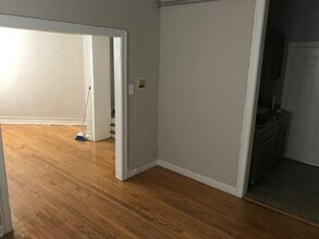 4267 W Addison St in Chicago, IL - Building Photo - Building Photo