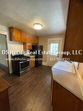 132 S Magnolia Ave in Lansing, MI - Building Photo - Building Photo