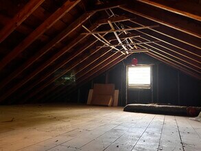 2208 W 76th St in Prairie Village, KS - Building Photo - Building Photo