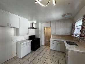 2013 W Porter Ave in Fullerton, CA - Building Photo - Building Photo