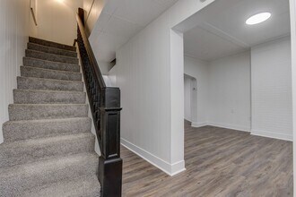 58 Pasadena St in Pittsburgh, PA - Building Photo - Building Photo