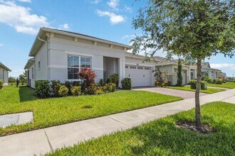 2621 Redblush Ter in St. Cloud, FL - Building Photo - Building Photo