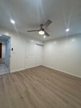 537 Evergreen St, Unit 1 in Inglewood, CA - Foto de edificio - Building Photo