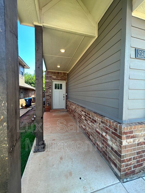 2180 Buena Vida Ln in Edmond, OK - Building Photo - Building Photo