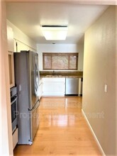 29 Montsalas Dr in Monterey, CA - Building Photo - Building Photo