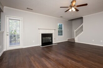 4631 Glider Cir in Douglasville, GA - Building Photo - Building Photo
