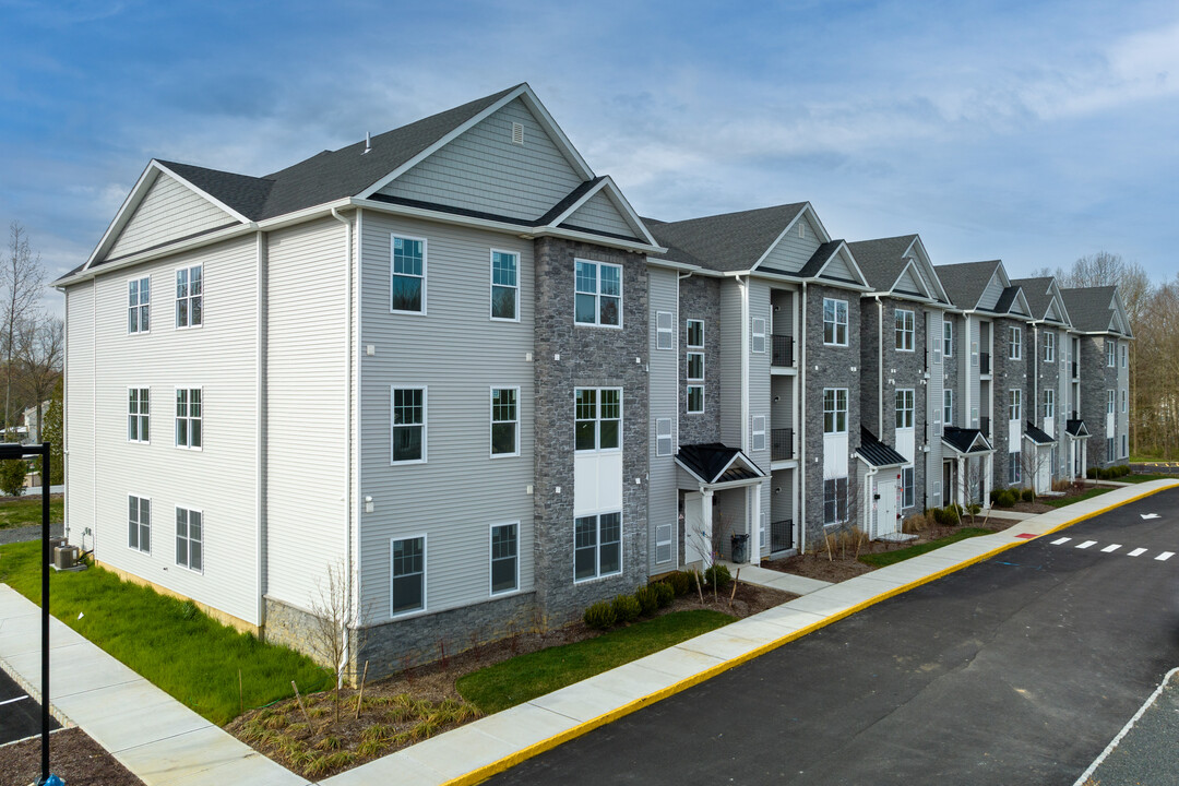 Oak Tree Plaza in Matawan, NJ - Foto de edificio