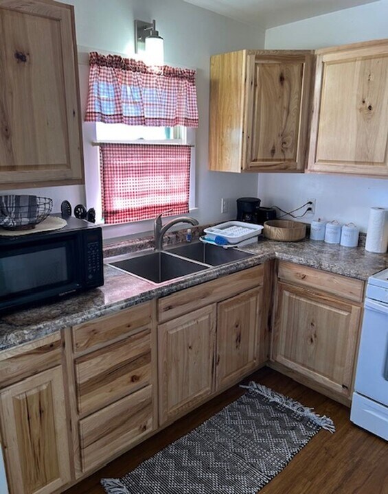 1115 2nd St W in Billings, MT - Building Photo