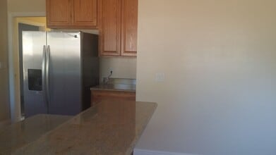 540 Palm Ave in Penngrove, CA - Building Photo - Building Photo