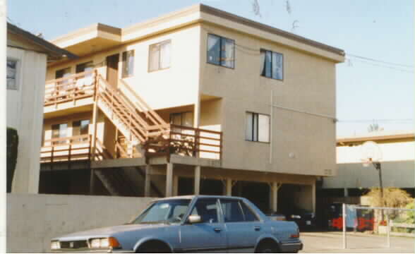 509 Hampshire Ave in Redwood City, CA - Building Photo - Building Photo