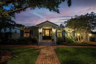 302 NW 16th St in Delray Beach, FL - Building Photo