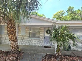 6839 Forest Ave in New Port Richey, FL - Building Photo