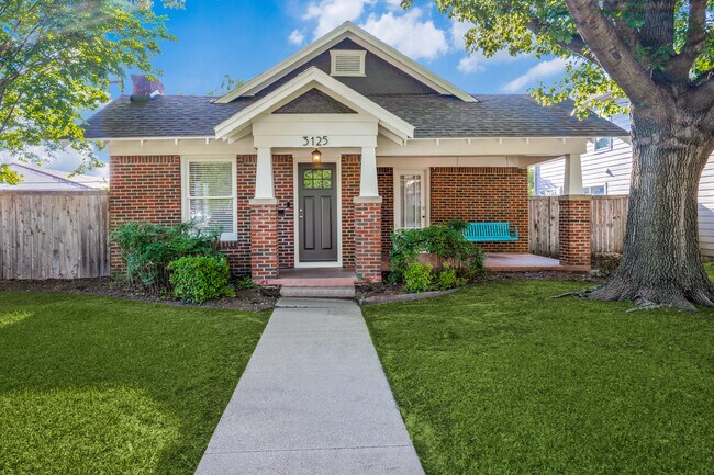 property at 3125 Lubbock Ave