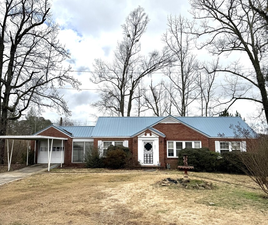 49784 AL-21 in Munford, AL - Building Photo