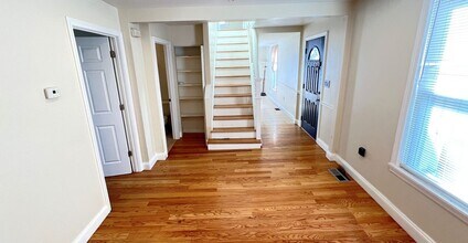 254 Broadway in Lynn, MA - Building Photo - Building Photo