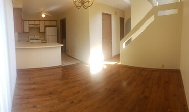 2086 Muirfield Cir in Elgin, IL - Building Photo - Building Photo