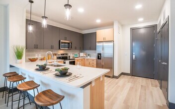 The Sommery in Round Rock, TX - Building Photo - Building Photo