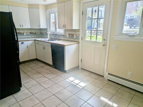 42 Granby St in Glocester, RI - Building Photo - Building Photo