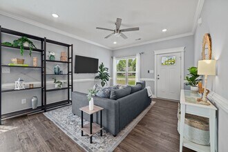 512 Watauga Ave in Greenville, NC - Building Photo - Building Photo