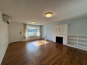 935 E 24th Ave in Eugene, OR - Building Photo - Building Photo