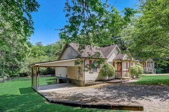 100 Sadler Ct in Nashville, TN - Building Photo - Building Photo