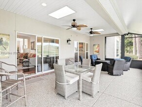 12 Point W Dr in Bluffton, SC - Building Photo - Building Photo
