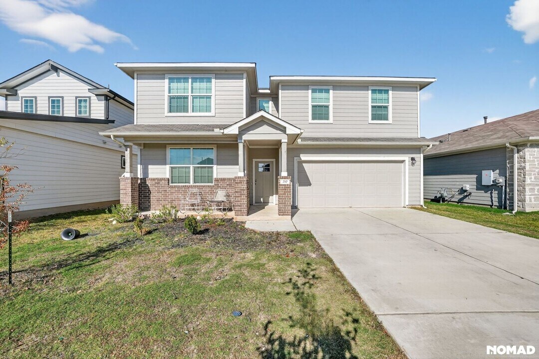 210 Big Cypress Byu Rd in Hutto, TX - Building Photo